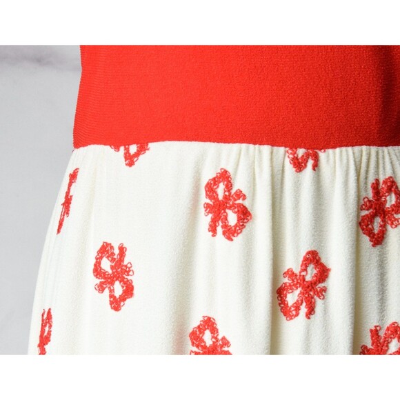1960s Maxi Dress Size Medium 60s Red and White Gown Embroidered Bows Dress - Picture 7 of 10